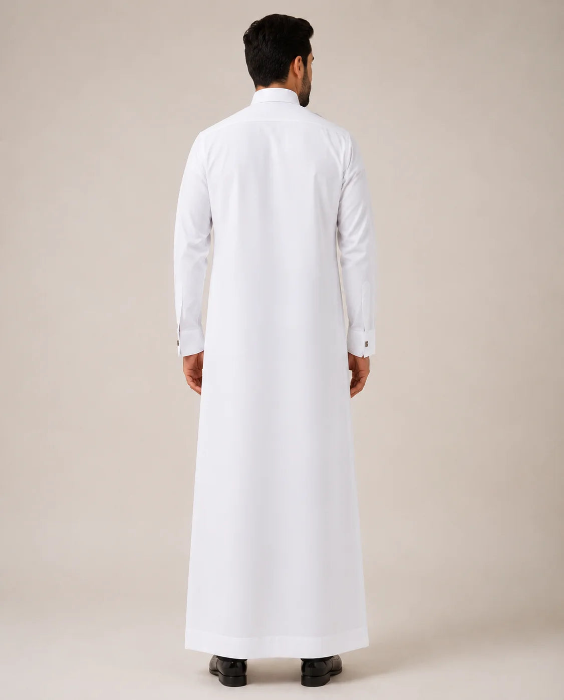 Back View of Al Noor Executive White Saudi Thobe Showcasing Clean Tailored Silhouette and Premium Traditional Craftsmanship